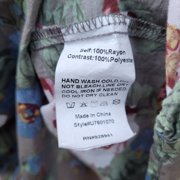 SOLD: Suzanne Betro 2X Plus Cottagecore Floral Lace Tunic Flowy Rayon Top - Picture 4 of 10